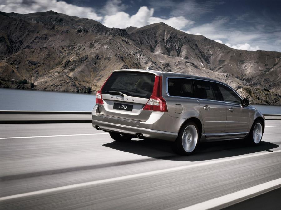  Volvo V70 T6 2007 года  (фото 2 из 64)